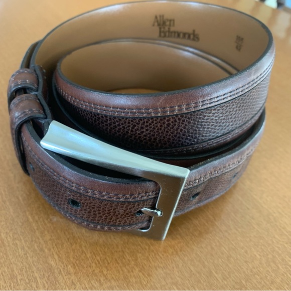 Allen Edmonds leather belt - Picture 4 of 13
